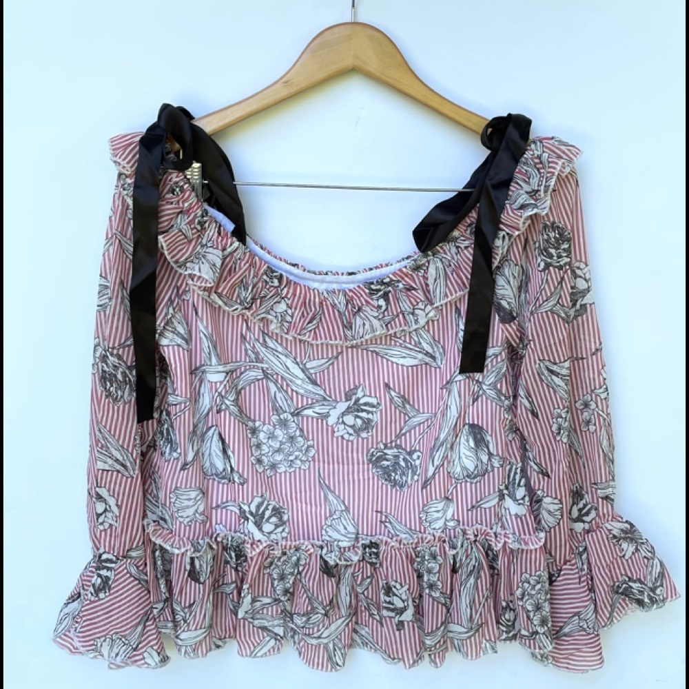 Off the Shoulder Ribbon Tie Ruffle Print Top - Picture 4 of 7